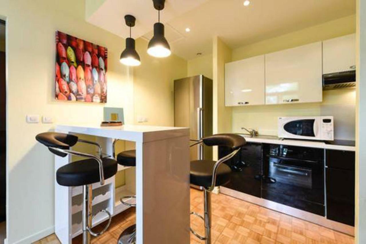 Appartement Le Chateau Mérignac Exteriör bild